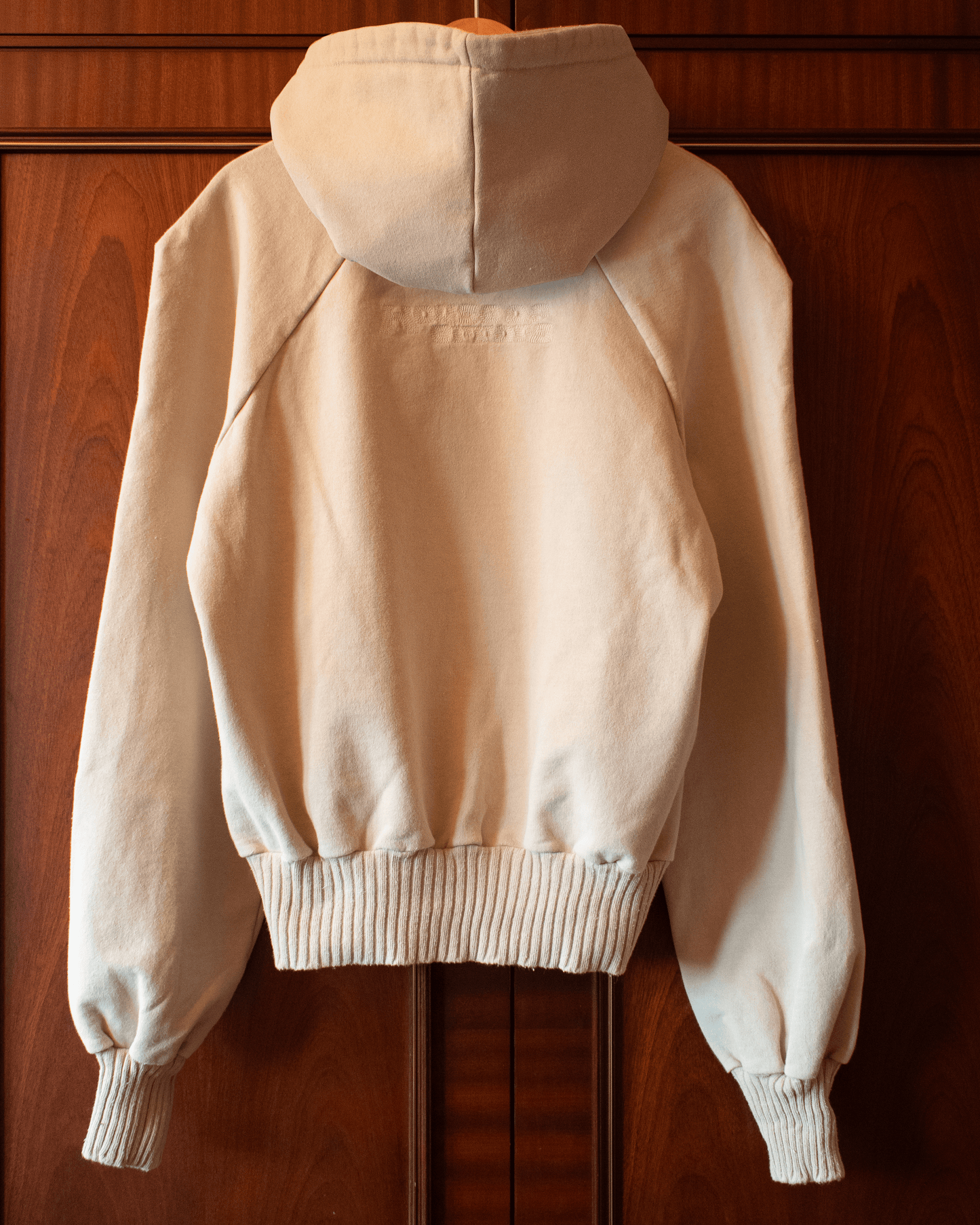 WOOL CHAIN-QUILT HOODIE IN SAHARA – HOUSE OF ERRORS