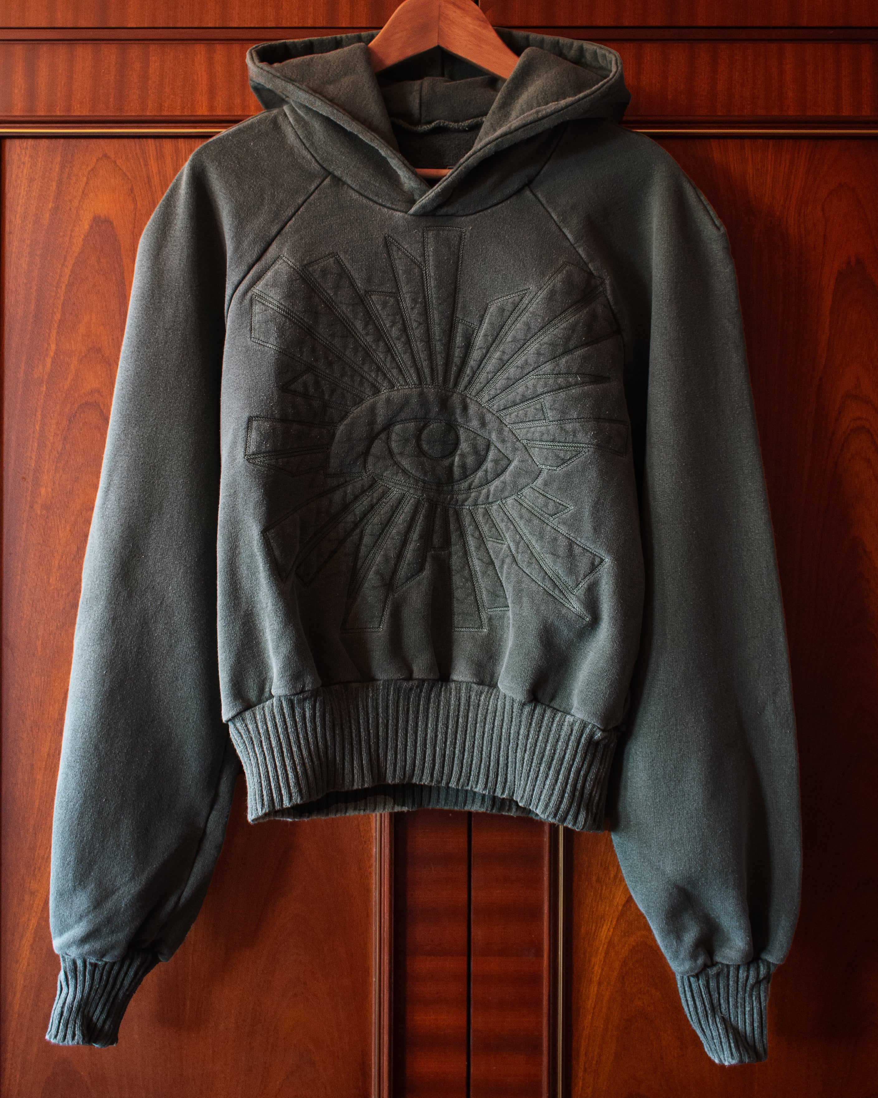 WOOL CHAIN-QUILT HOODIE IN SABLE – HOUSE OF ERRORS